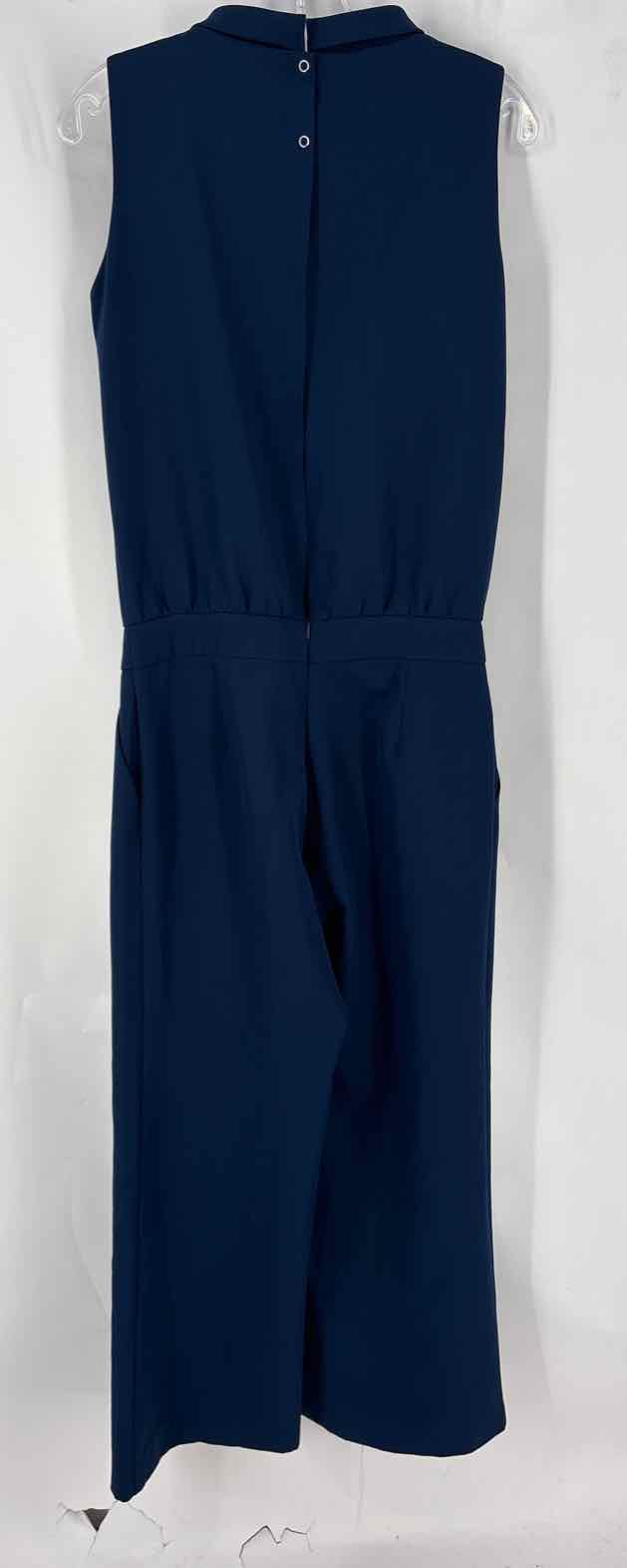 Size M Navy Romper