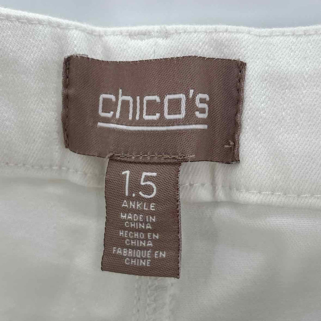 Size M/L Chico's White Denim Jeans