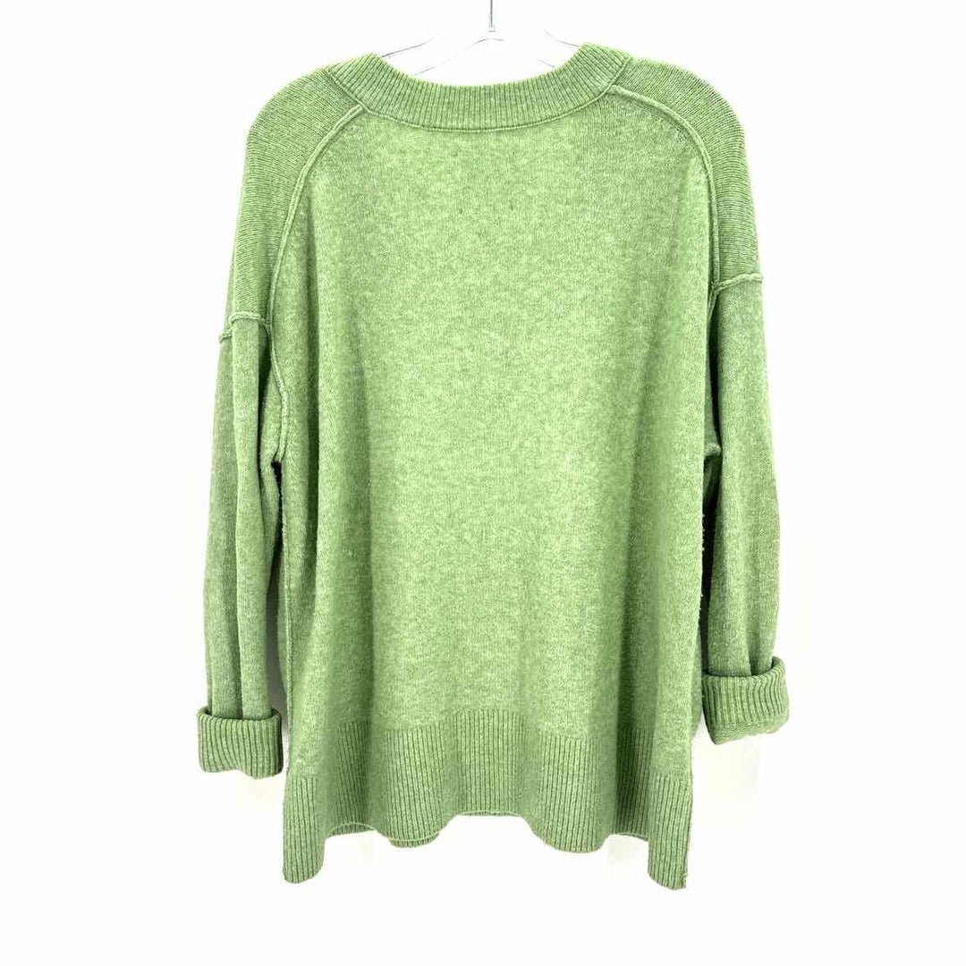 Size XS AERIE Green Knit Sweater