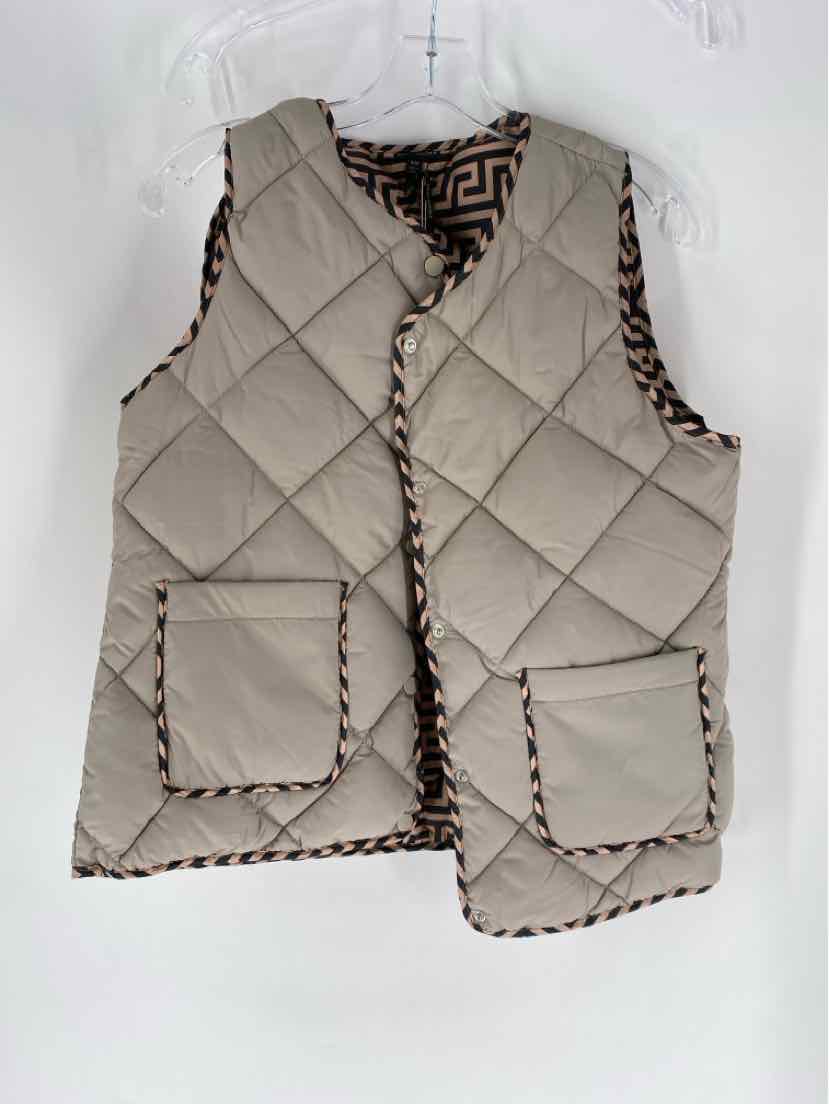 Size S/M Gray Vest
