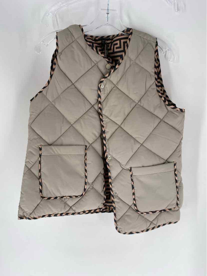 Size S/M Gray Vest
