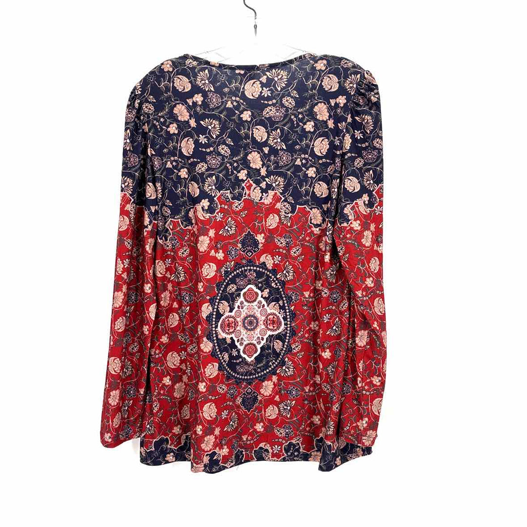 Size L Multi-Color Shirt