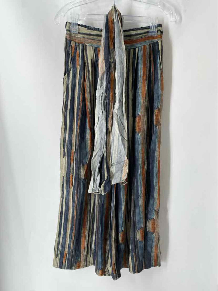 Size L Multi-Color Pants