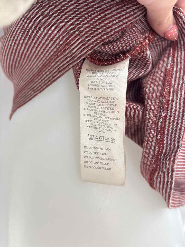 Size M Anthropologie Burgundy Shirt