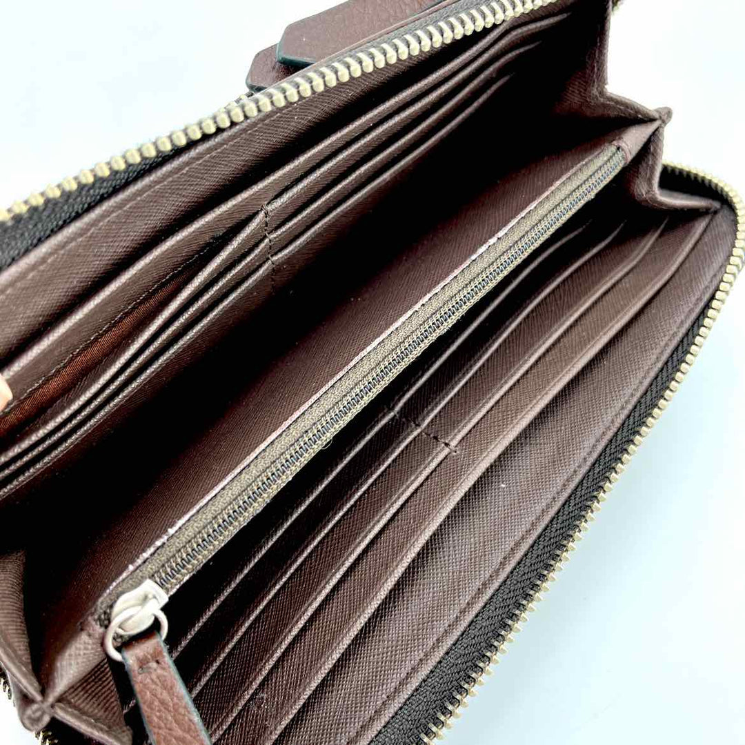 Fossil Wallet