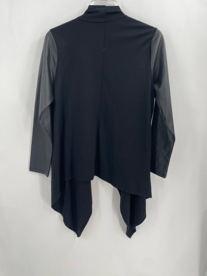 Size 1X Torrid Black Cardigan