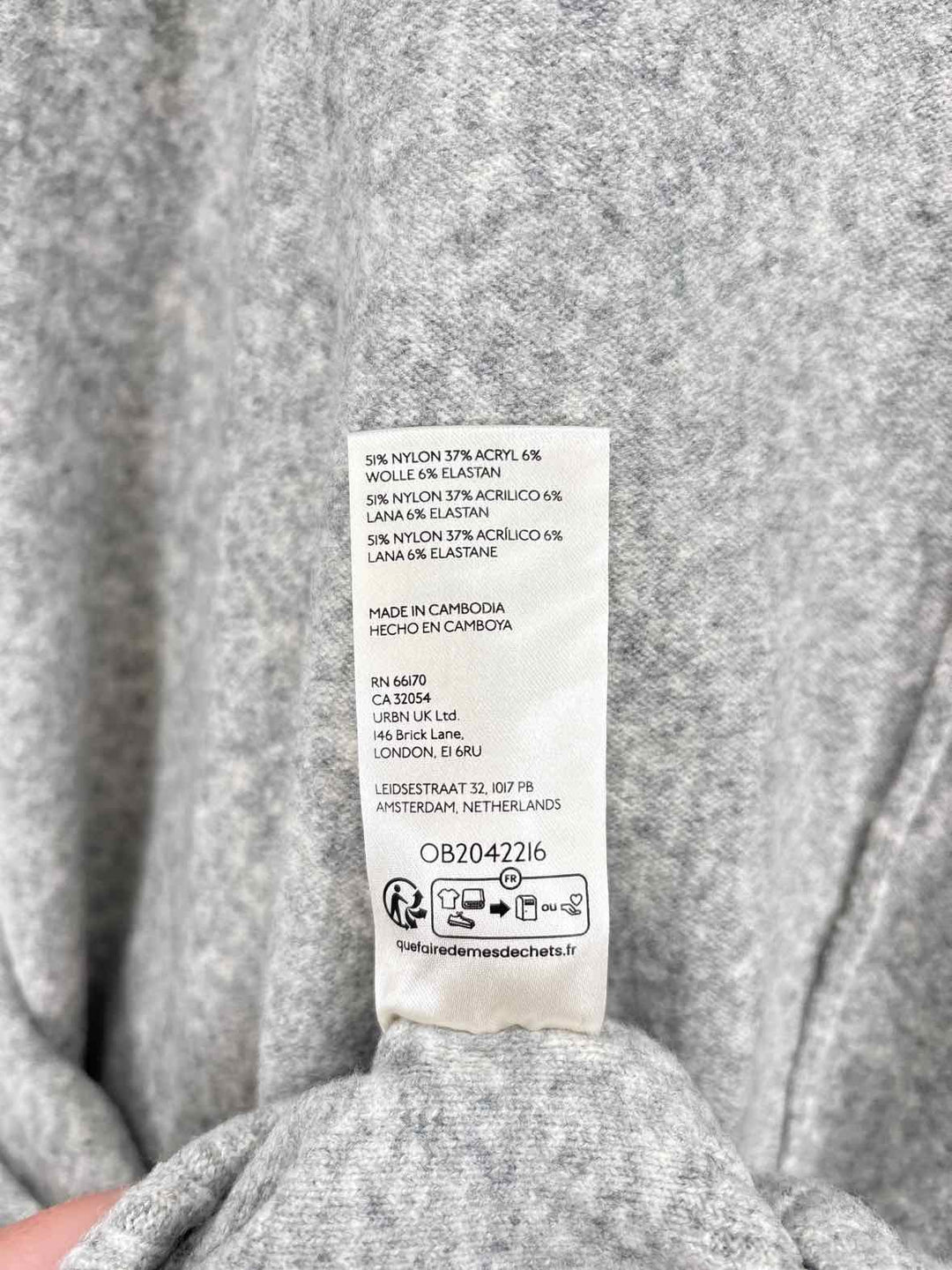 Size M FREE PEOPLE Gray Sweater