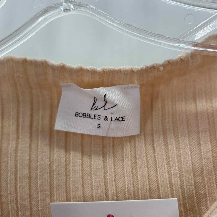 Size M Beige Shirt