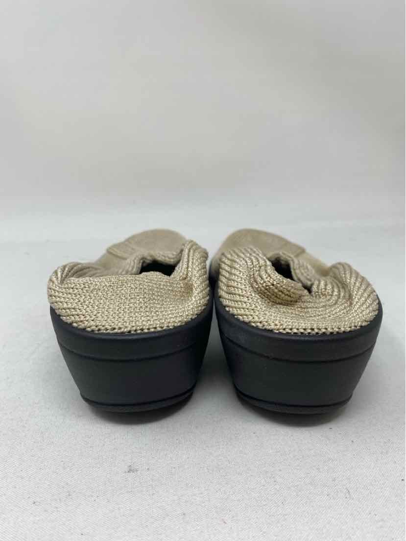Shoe Size 40 Tan Flats