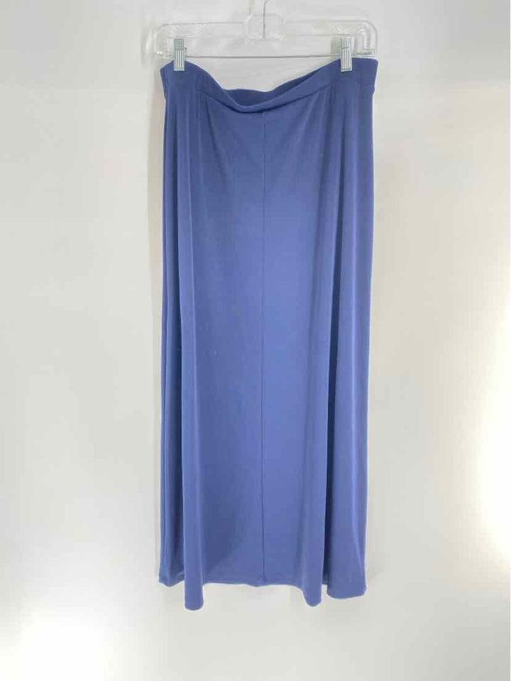 Size L Chico's Navy Skirt