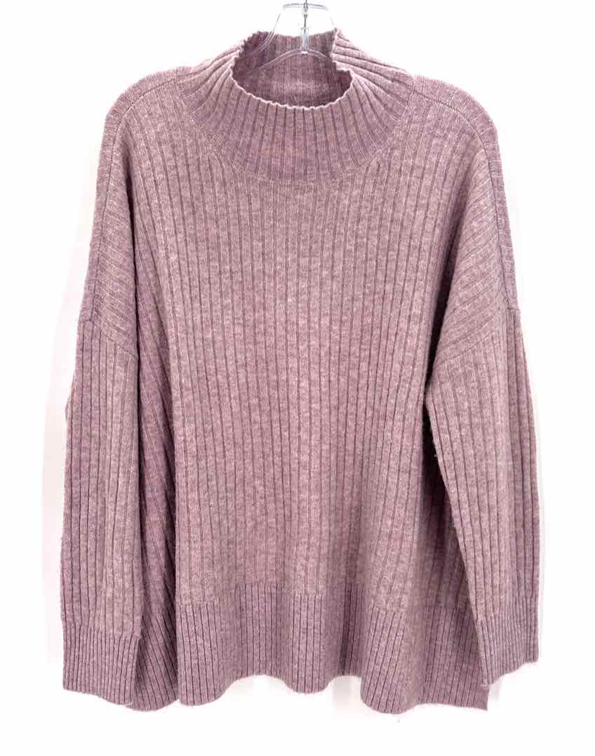 Size L LOFT Lavender Knit Sweater