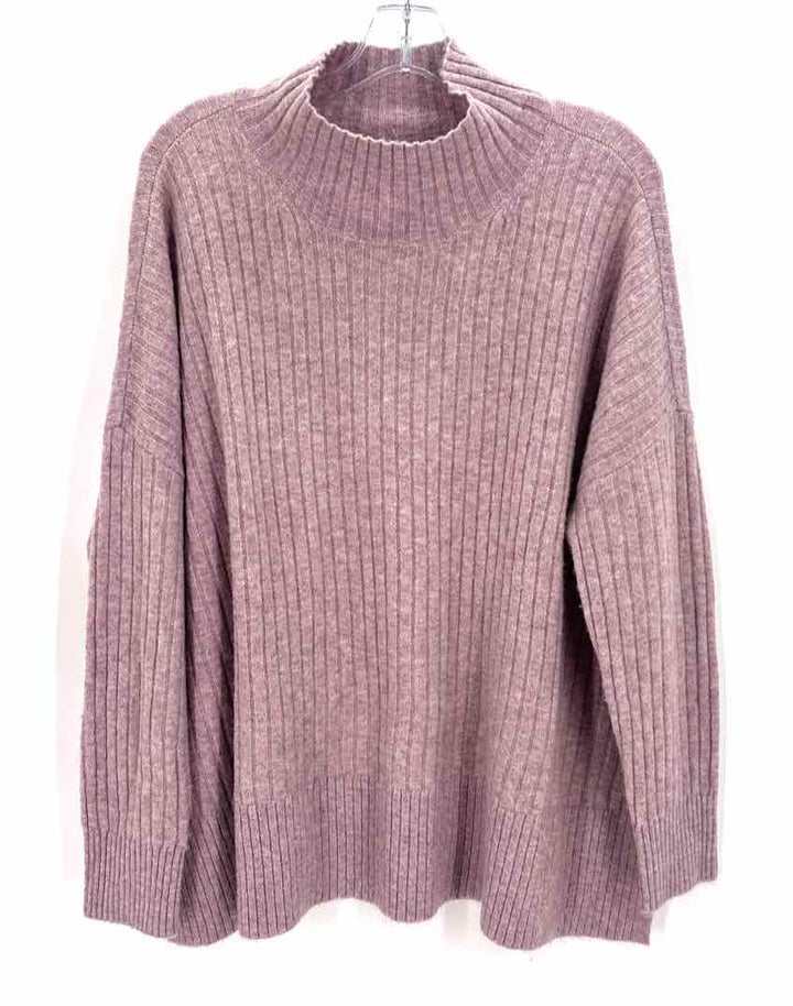 Size L LOFT Lavender Knit Sweater