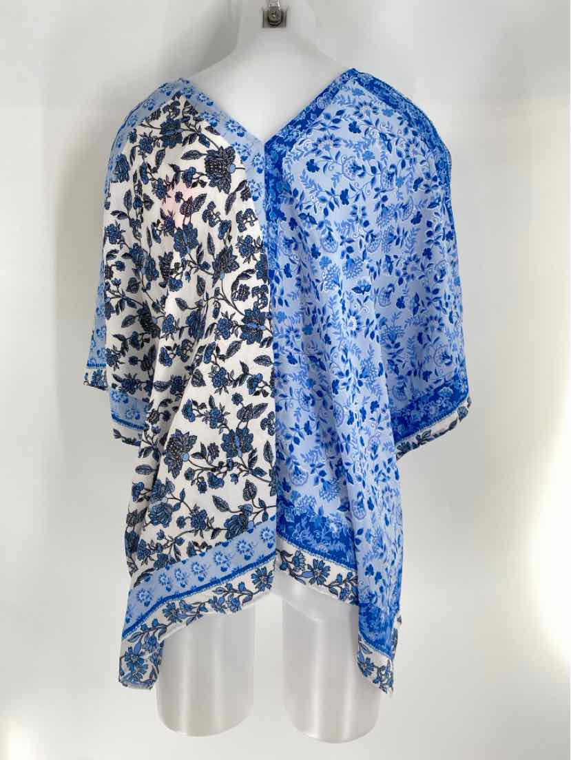 Size M ZAC & RACHEL Blue Shirt