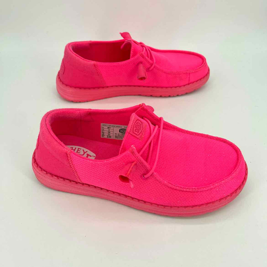 Shoe Size 7 Hot Pink Flats