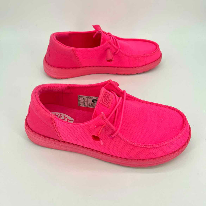 Shoe Size 7 Hot Pink Flats