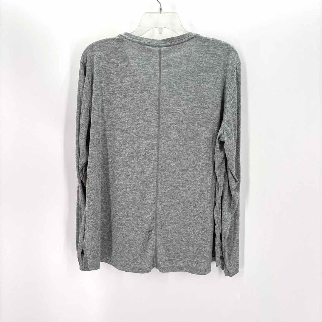 Size XXL Nike Gray Knit Shirt