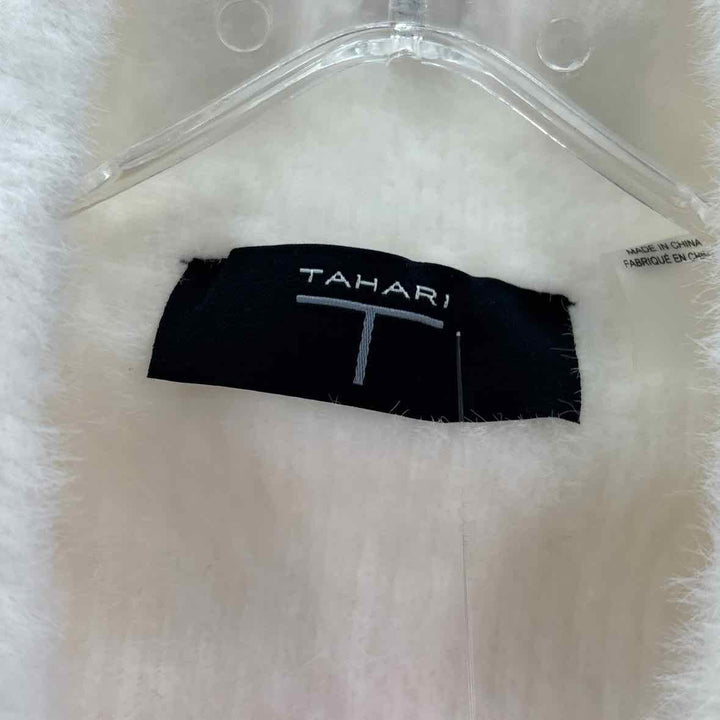 Size M TAHARI Cream Sweater