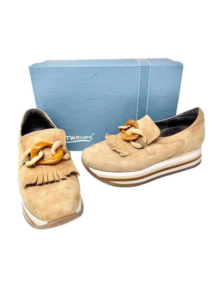 Shoe Size 37 SOFT WAVES Tan Suede Sneakers