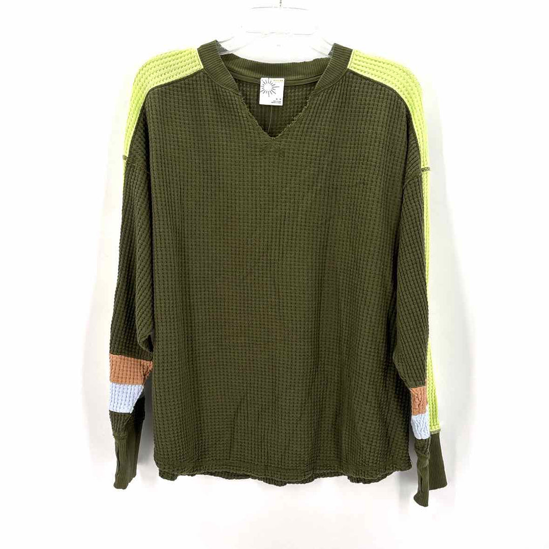 Size M AERIE Green Shirt