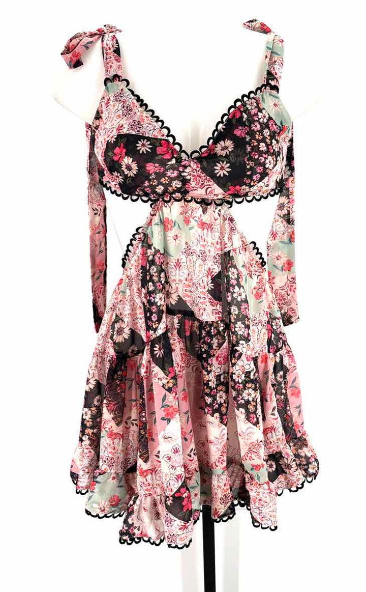 Size M TULAROSA Multi-Color Dress