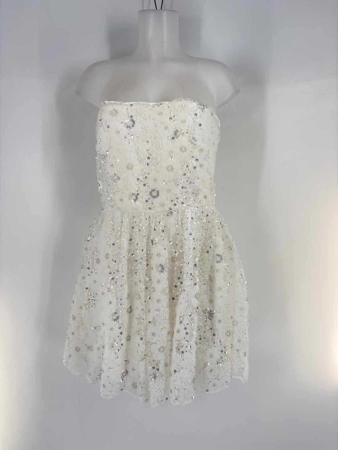 Size L ALTAR'D STATE White Dress
