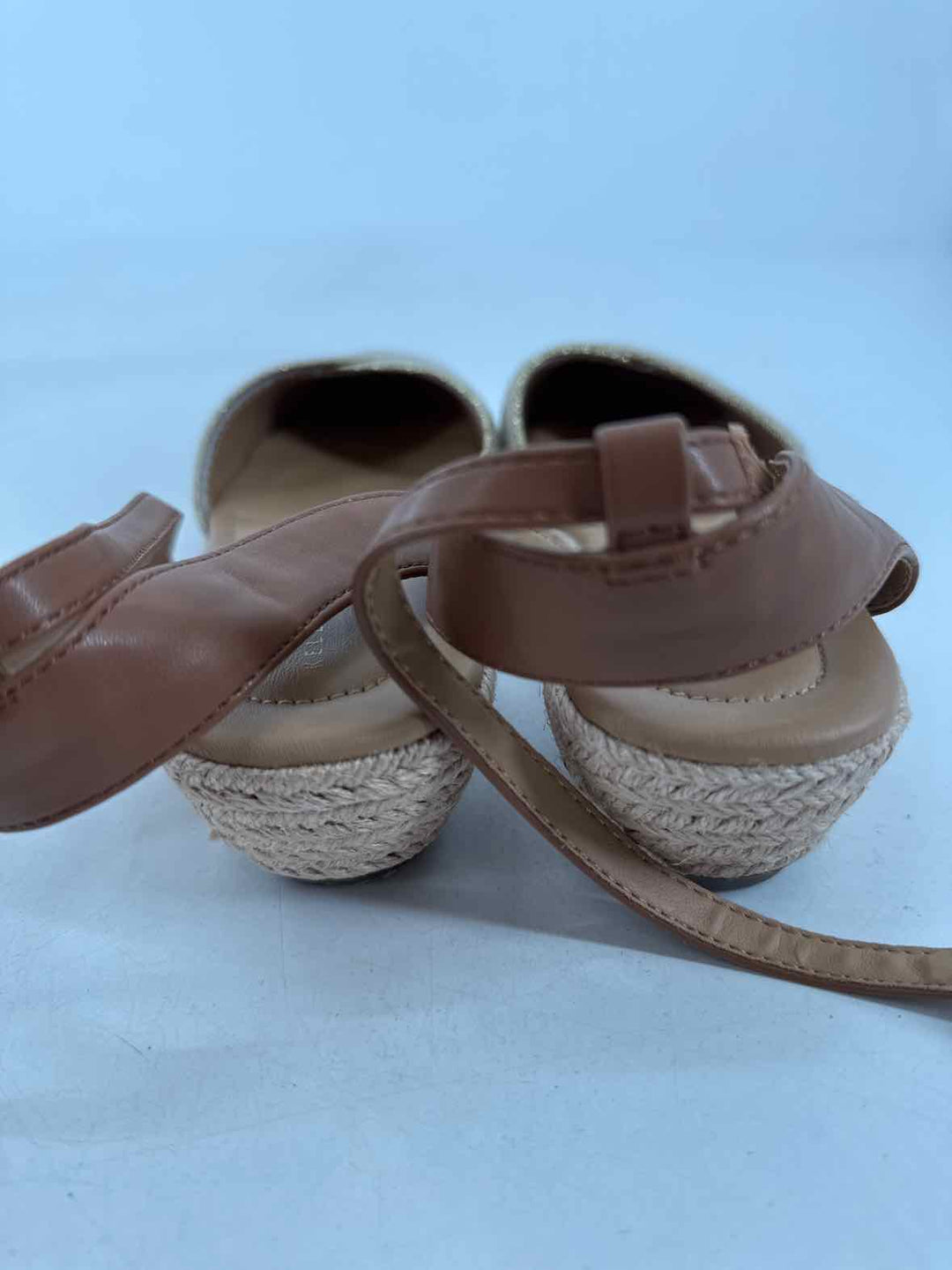 Shoe Size 8.5 KELLY & KATIE Tan Sandals