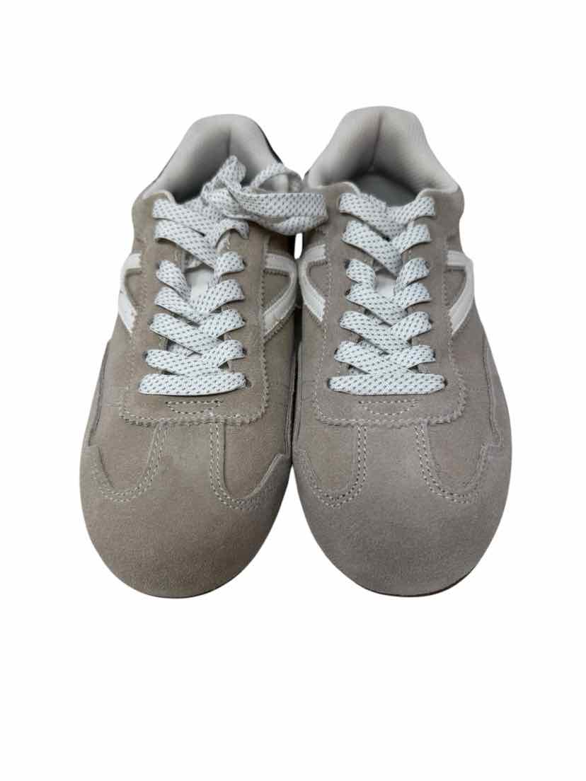 Shoe Size 8 TRETORN Brown Sneakers