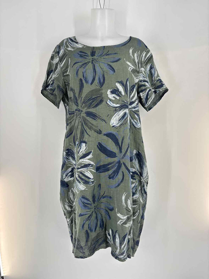 Size M Multi-Color Dress