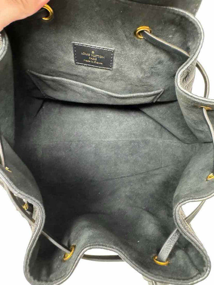 Louis Vuitton Luxury - Purse