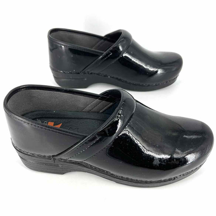 Shoe Size 40 DANSKO Black PATENT Flats