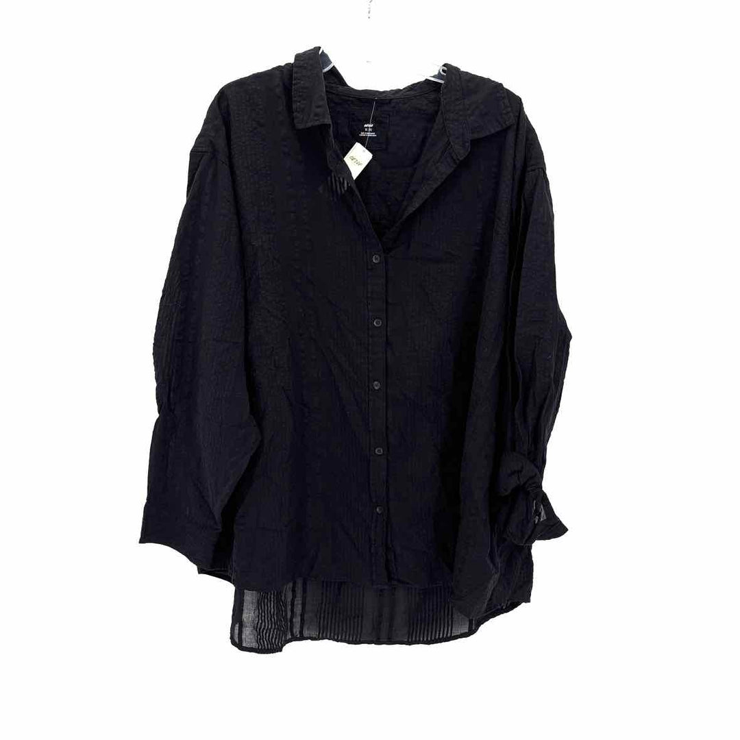 Size XL Black Shirt