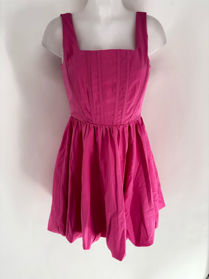 Size M Pink Dress