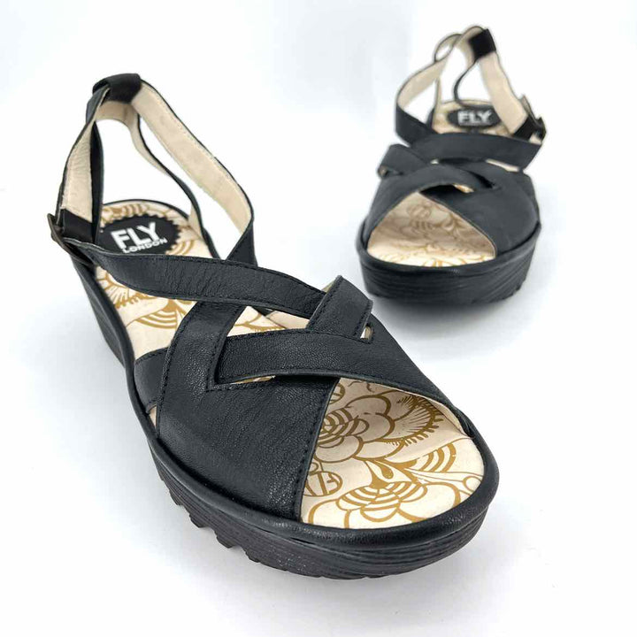 Shoe Size 39.5 FLY LONDON Black Leather Sandals