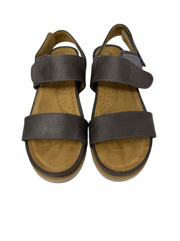 Shoe Size 7.5 Brown Sandals
