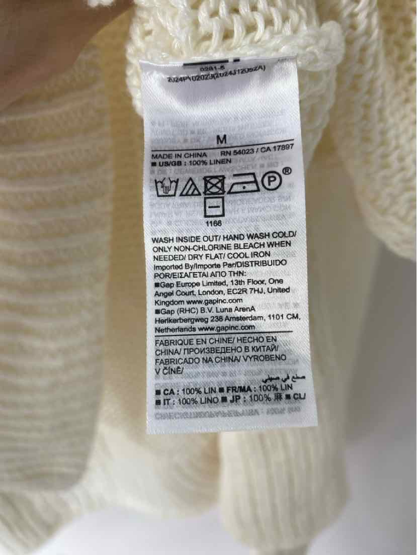 Size M Banana Republic Cream Sweater