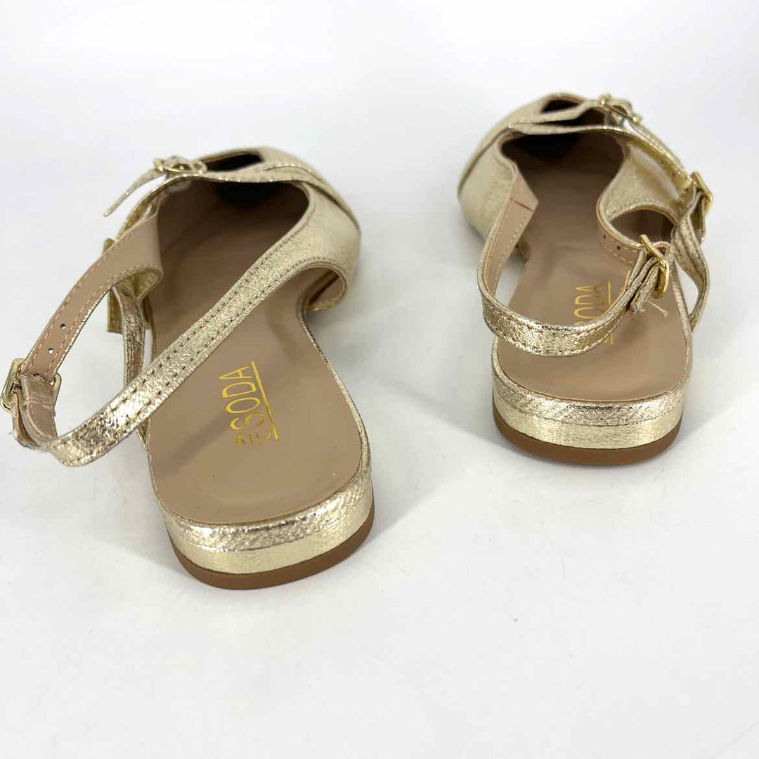Shoe Size 7.5 Gold Faux Leather Flats