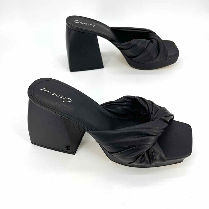 Shoe Size 8 CIRCO Black Sandals