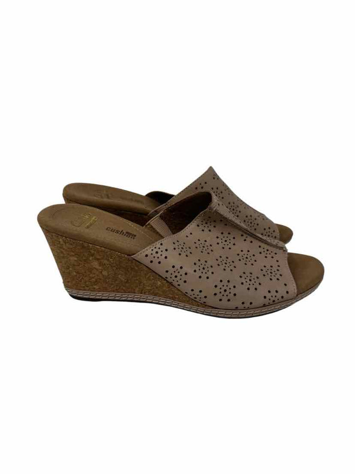 Shoe Size 9 CLARKS Tan Sandals