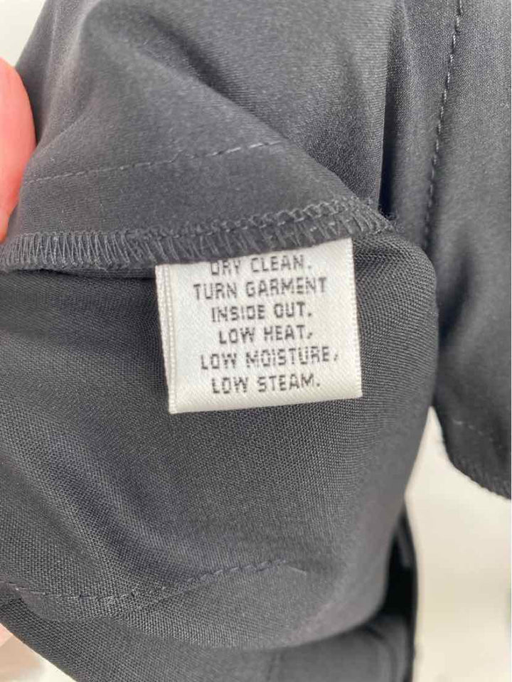 Size 6 ST JOHN Black Pants