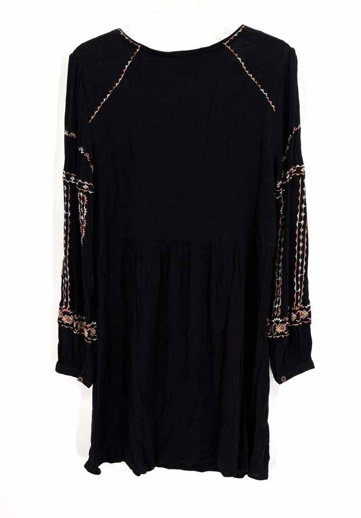 Size M KNOX ROSE Black Dress