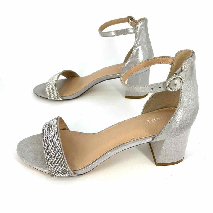 Shoe Size 10 Silver Leather Rhinestone Sandals