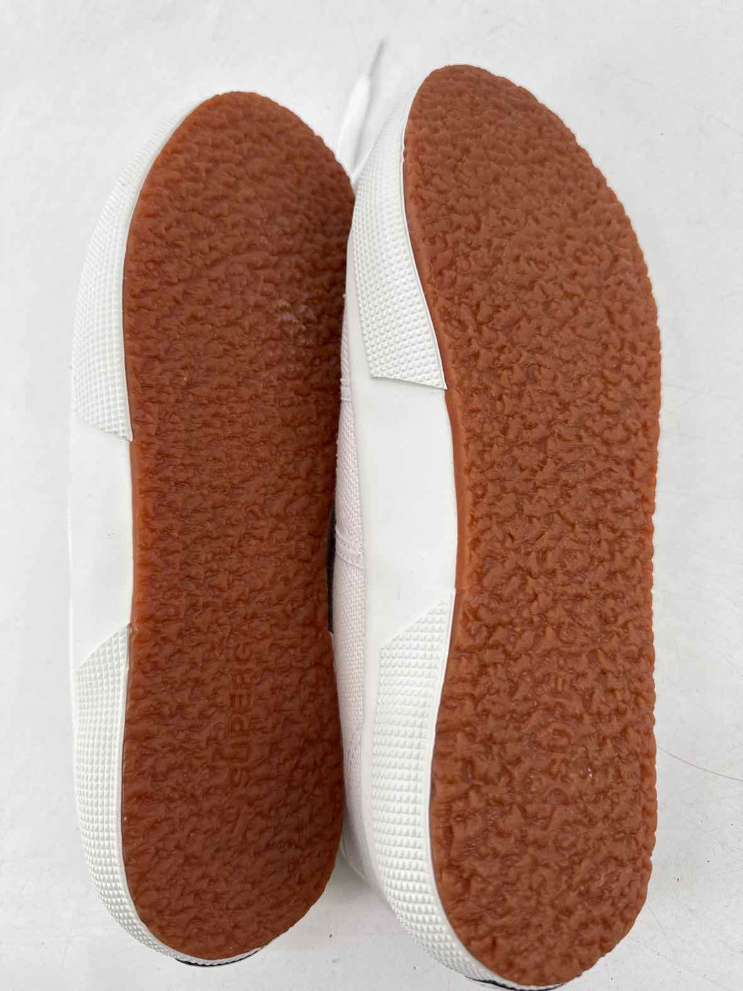 Shoe Size 9 SUPER GA White Canvas Sneakers