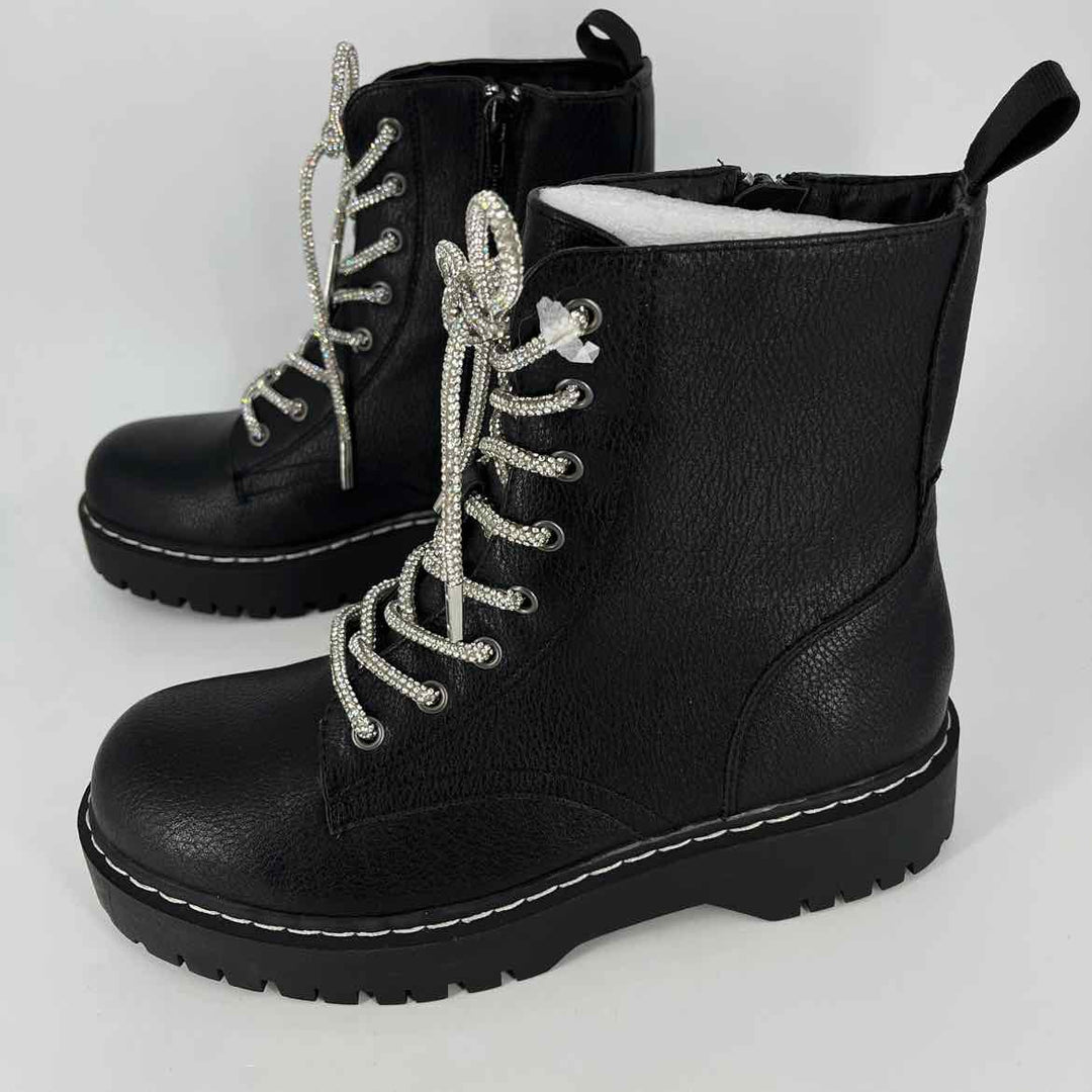 Shoe Size 9 Black Faux Leather Boots