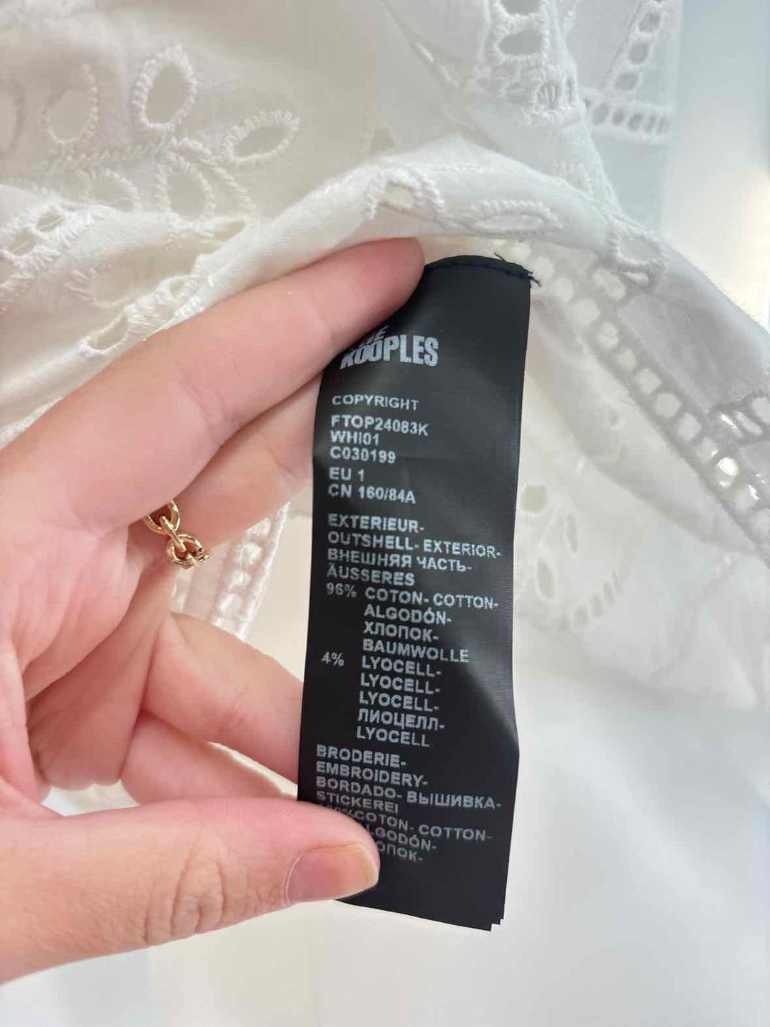 Size M White Shirt
