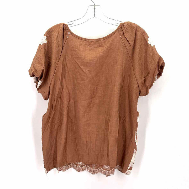 Size M Tan Shirt