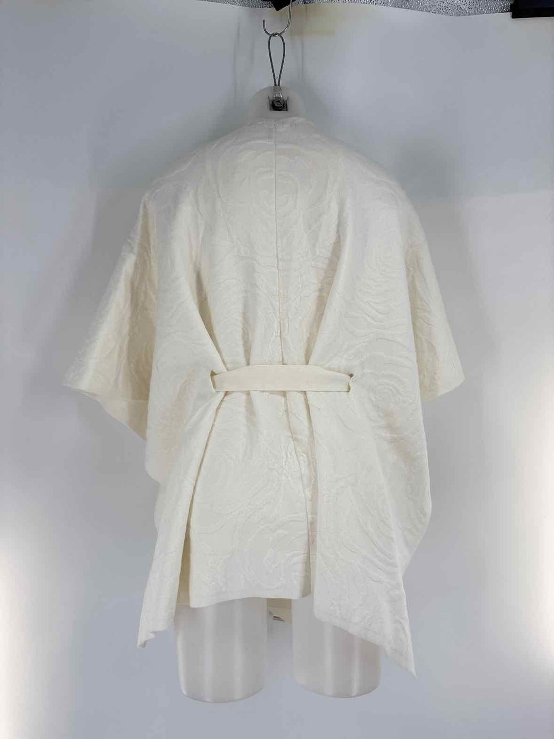 Size One Size White House Black Market Ivory Sweater