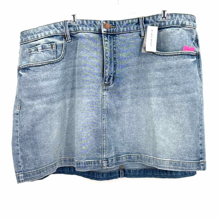 Size 22 LANE BRYANT Light Blue Denim Skirt
