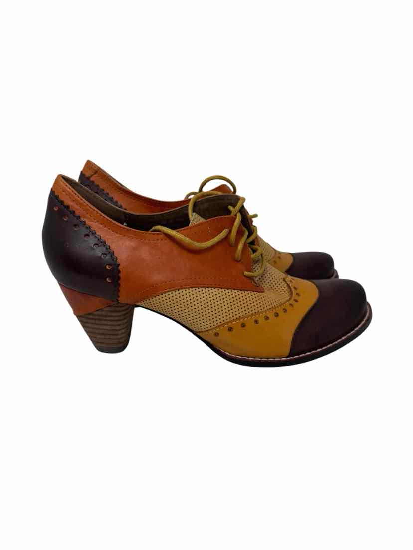 Shoe Size 40 L'ARTISTE Orange Pumps