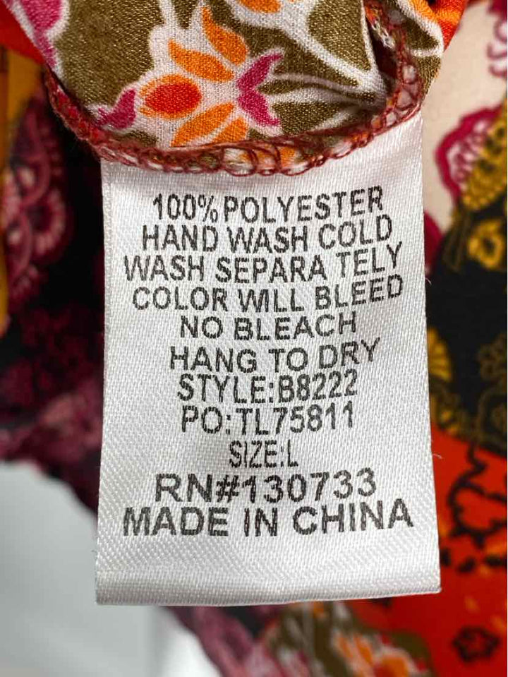 Size L Umgee Multi-Color Shirt