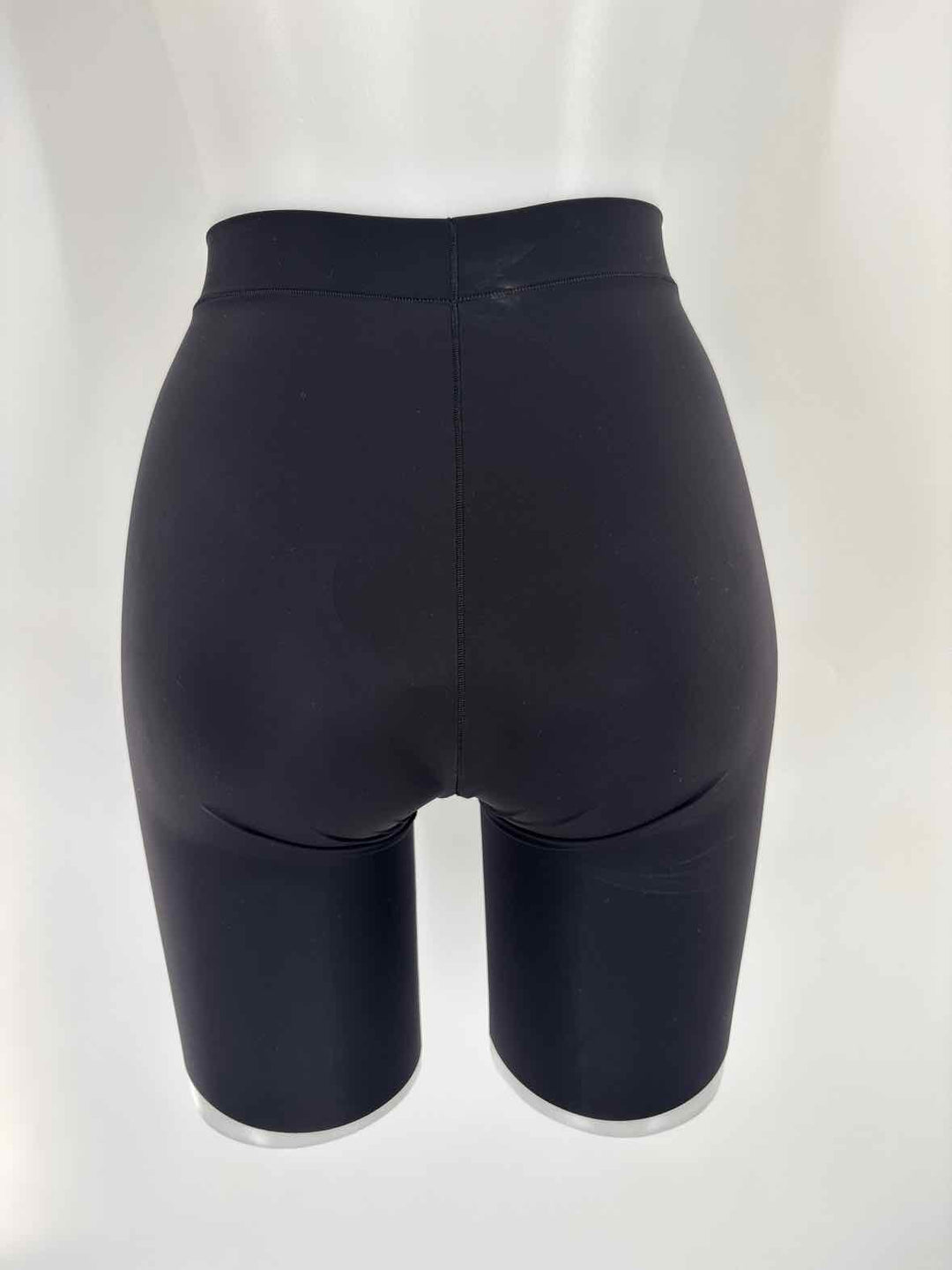 Size L SOMA Black Shorts